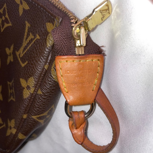 Louis Vuitton Pochette Acessories-Vintage - Picture 2 of 5